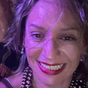 Meet your Posher, Evette